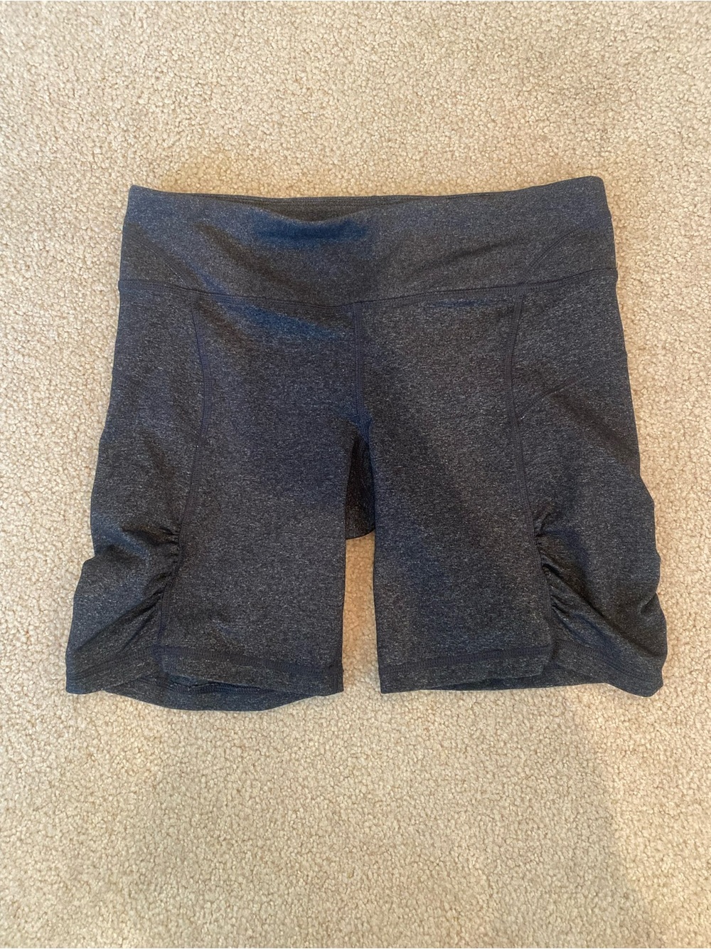 Calvin Klein Performance Women’s Gray Solid Biker Shorts Quick Dry Stretch